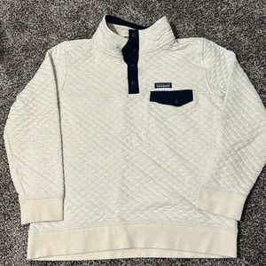 Women’s Patagonia quilted pullover